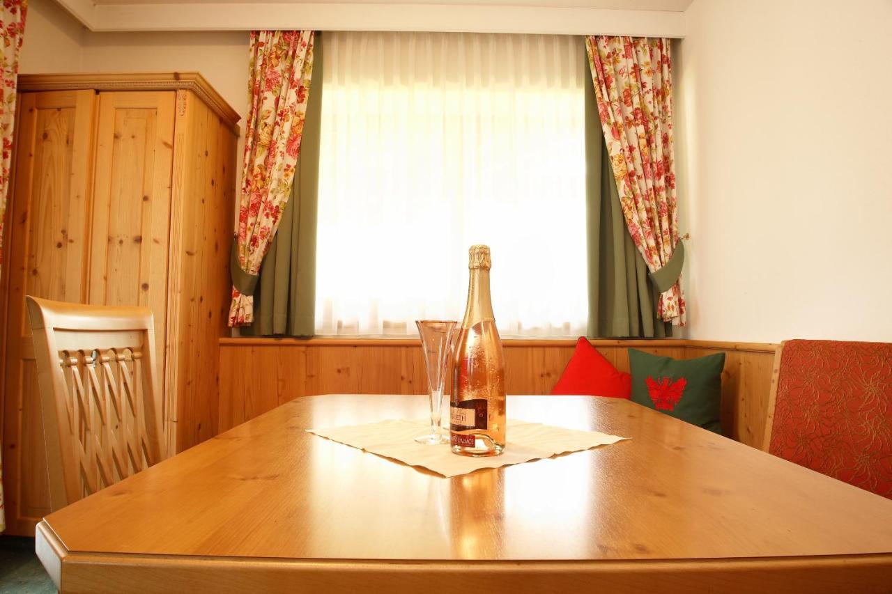 Ferienhof Lackner Ried im Zillertal Phòng bức ảnh